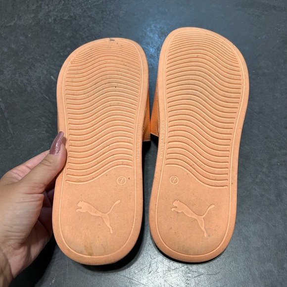 Puma flip flops - Picture 3 of 3